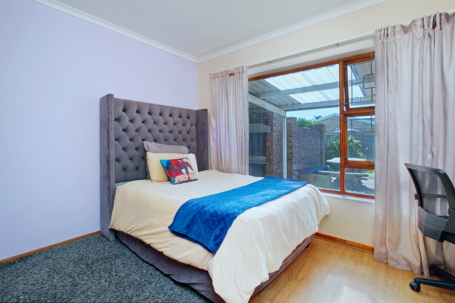3 Bedroom Property for Sale in Sherwood Eastern Cape